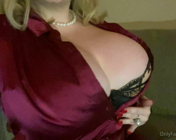 Miss Harriet aka Redtoes Onlyfans - Thursday Night Antics Part 2 12