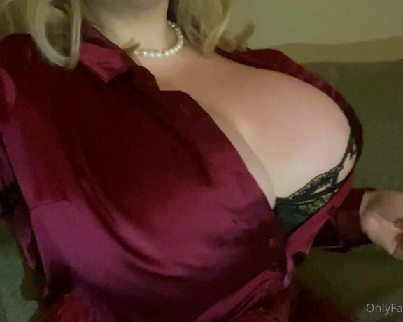 Miss Harriet aka Redtoes Onlyfans - Thursday Night Antics Part 2 12