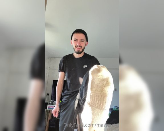 MasterDylanxxx aka Masterdyl Onlyfans - Pulling my sock off