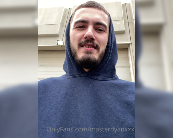 MasterDylanxxx aka Masterdyl Onlyfans - Smoking