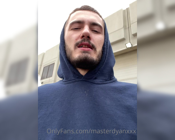 MasterDylanxxx aka Masterdyl Onlyfans - Smoking