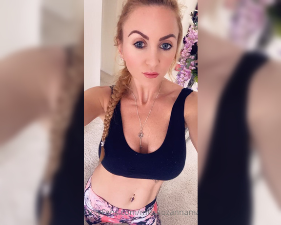 Miss Suzanna Maxwell aka Misssuzannamax Onlyfans - Imagine being made to sit under My lycra arse and inhale My scent