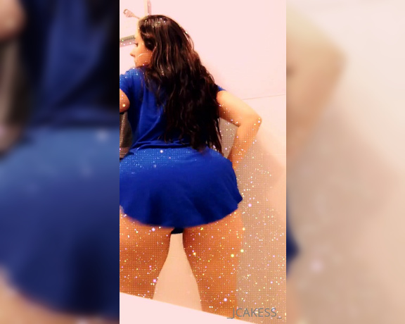 Jenelle Jcakes aka Jcakess OnlyFans - Pull them down