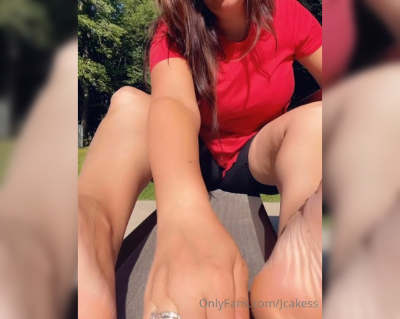 Jenelle Jcakes aka Jcakess OnlyFans - Teasing in public