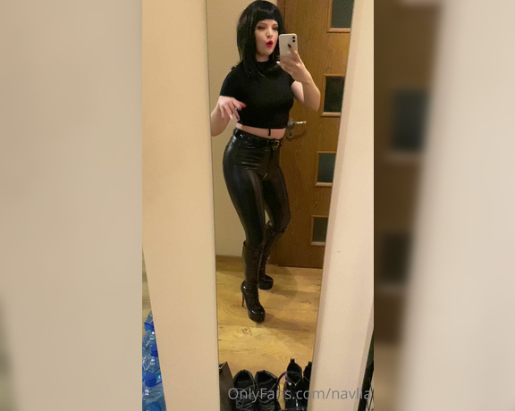 Kinky Navlia aka Navlia OnlyFans - Old video