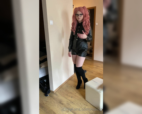 Kinky Navlia aka Navlia OnlyFans - Old video