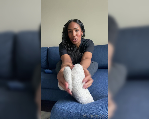 Nichole Sole aka Nicholesole OnlyFans - Stinky Feet JOI your girlfriend is a gamer who has stinky feet She has spent several days trying 1