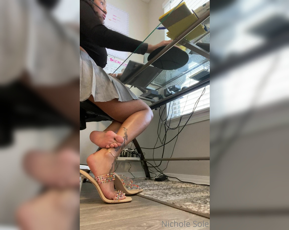 Nichole Sole aka Nicholesole OnlyFans - Yo girl is hard at work… stay tuned for a special post tonight 1