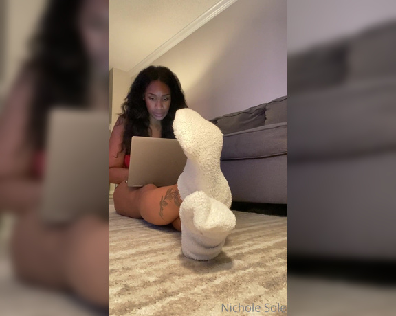 Nichole Sole aka Nicholesole OnlyFans - When your girlfriend is trying to complete a work deadline and your foot fetish gets in the way 1