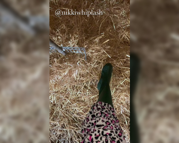 Nikki Whiplash aka Nikkiwhiplash OnlyFans - Green hunter wellies, mucking out my stables! My animals get better treatment than my slaves It’