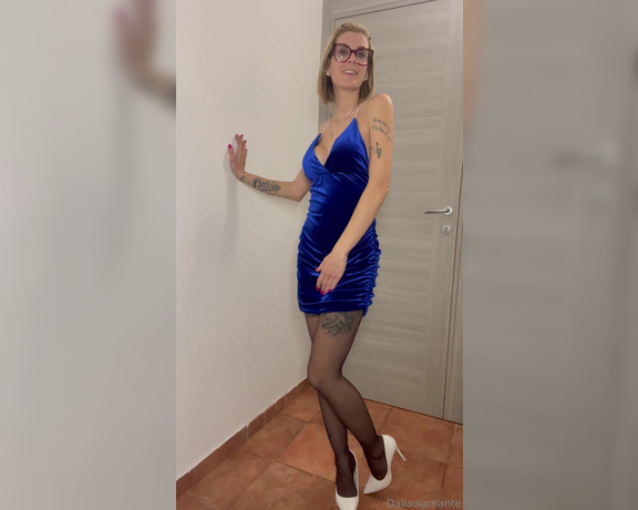 Dalia Diamante aka Daliadiamantevip OnlyFans - Questo un video vecchio, personalizzato ma dato che un video che mi piace molto… ho deciso