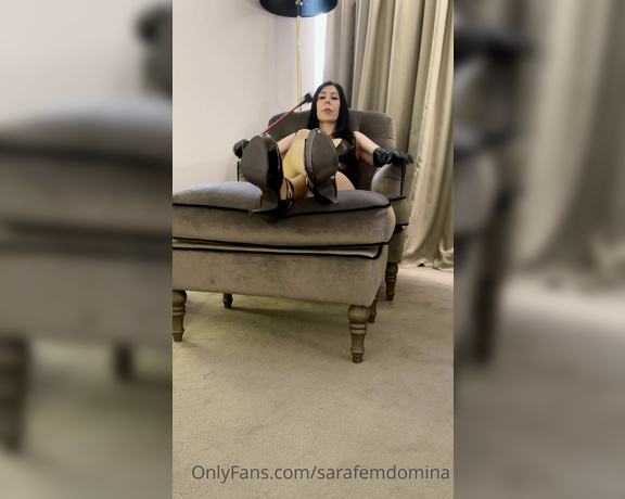 Domina Sara aka Sarafemdomina OnlyFans - Mrame, me gusta mucho que me observes