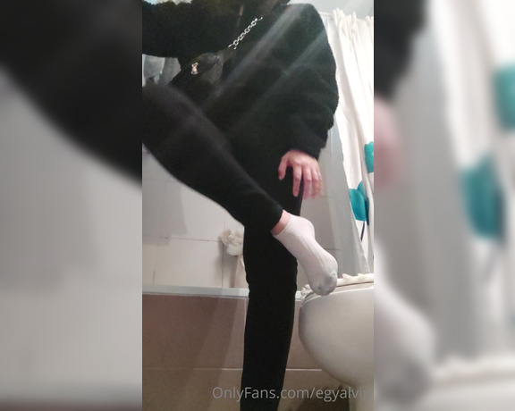 EGYAL STORM aka Egyalvip OnlyFans - Horny in my friends house first part