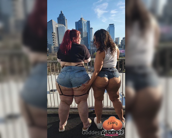 Goddess Naughtia aka Goddessnaughtia OnlyFans - Looking for PEACHES in ATL Smoke break with with My @nikkicakes73