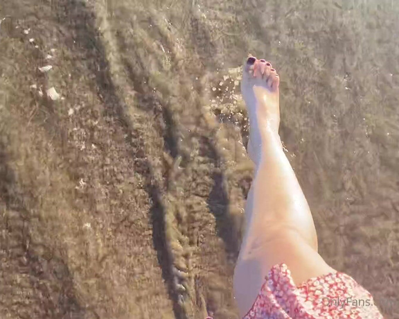 Goddess Angela aka goddessangelamx OnlyFans - Salty feet