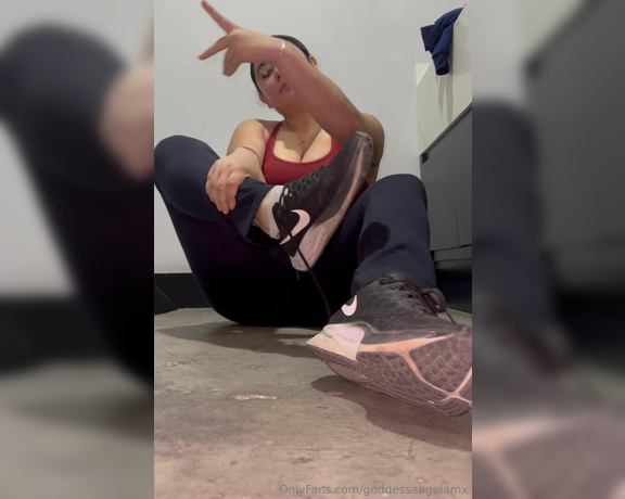 Goddess Angela aka goddessangelamx OnlyFans - Quick shoes and socks removal post working out