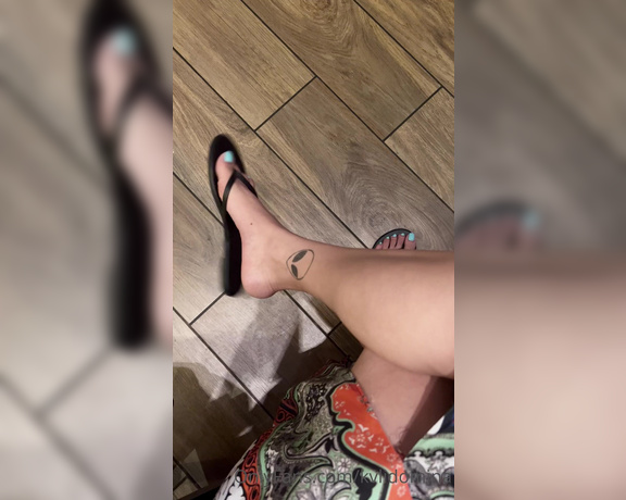 Kali Domina aka kvlidomina OnlyFans - Went out for drinks  Public dangle