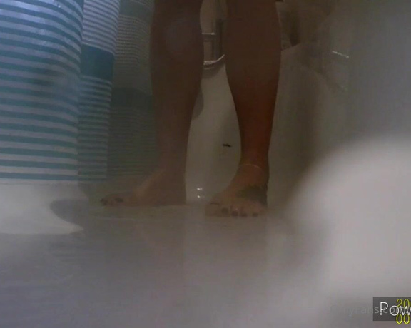 Maddison Spoilt aka maddisonspoilt OnlyFans - Footboy view of goddess in the shower, respectably not raising eyes above knee level