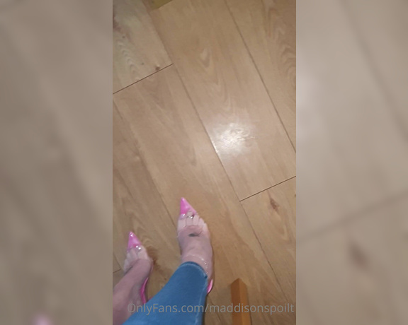 Maddison Spoilt aka maddisonspoilt OnlyFans - Got these new shoes today, just had to share them with you!!! Love the noise my feet make in them!!