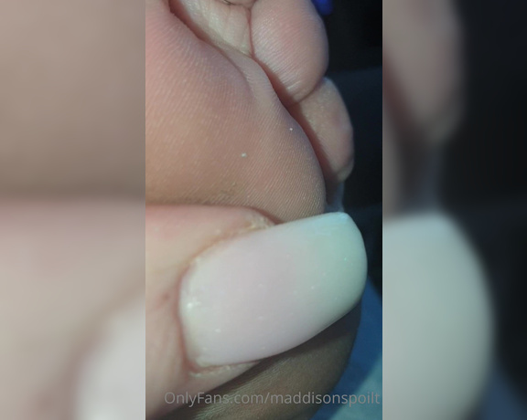 Maddison Spoilt aka maddisonspoilt OnlyFans - Look at that dirty and toe jam Your job is to make these feet perfectly clean!