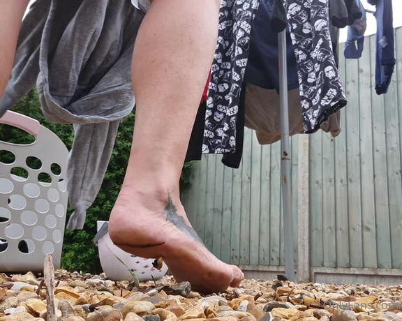 Maddison Spoilt aka maddisonspoilt OnlyFans - Barefoot hanging the washing!