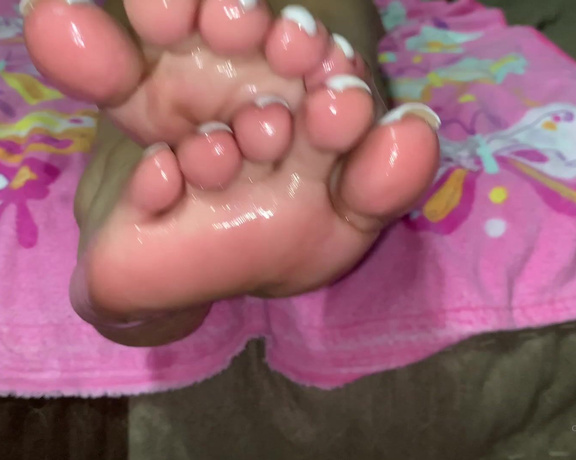 Vetmula aka vetmula OnlyFans - Got oily again