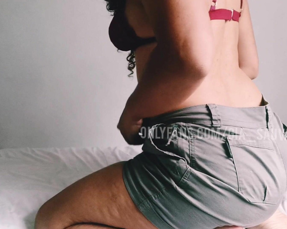 Gia Sauvage aka gia_sauvage OnlyFans - Watch how I take off my shorts and show you my big booty with a small g string on as I tease you wit