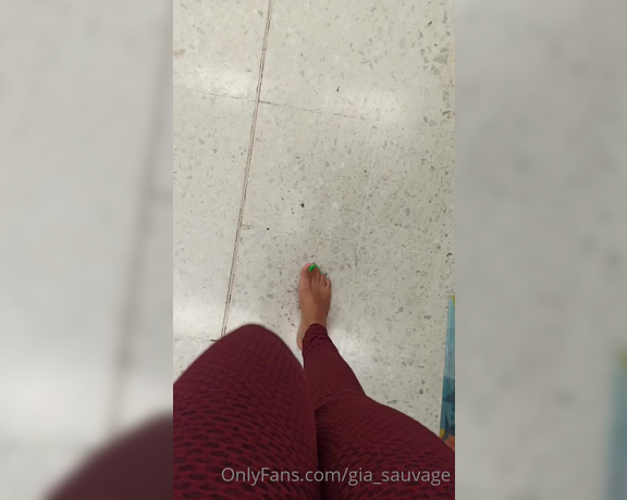 Gia Sauvage aka gia_sauvage OnlyFans - I stopped at the market after going to the gym See me walk barefoot  Booty and soles at the end