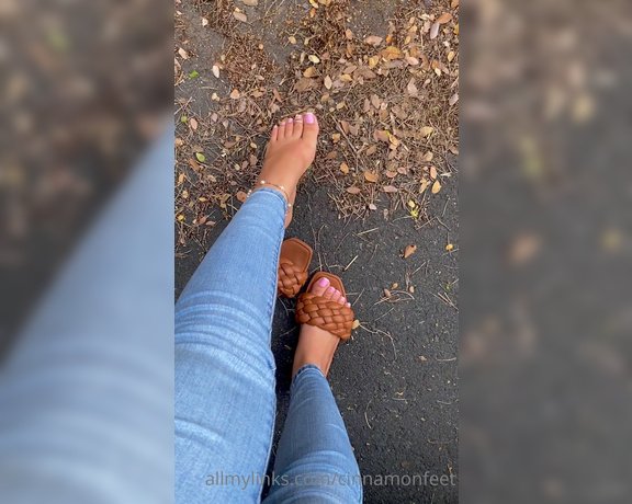 Goddess Cinnamon aka cinnamonfeet2 OnlyFans - A perfect day to kiss them in public you must accept