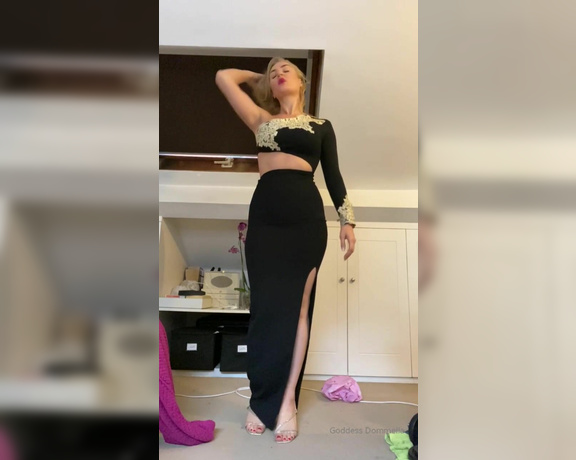 Goddess Dommelia aka goddessdommelia OnlyFans - CLOTHING HAUL TRY ON! Plus some nakedness which outfit is your fave