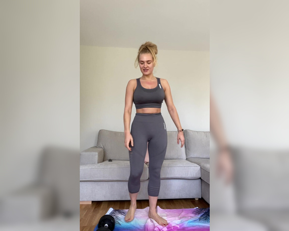 Goddess Dommelia aka goddessdommelia OnlyFans - 23 MIN VIDEO So here is half my work out this morning my friend arrived to fit my curtains half 1