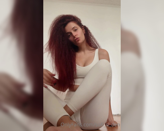 Goddess Sofi aka goddess_sofi_femdom OnlyFans - Rules cum on this clip twice a day ! Do it !