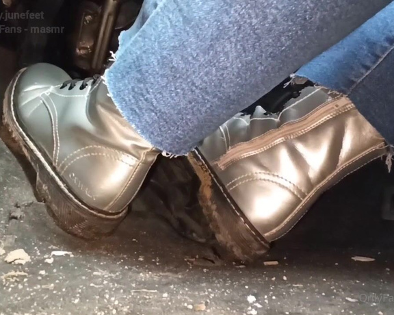 Masmr aka masmr OnlyFans - FINALLY! #7February  car drivingpedal pumping video winter shoes & jeans I dont really think