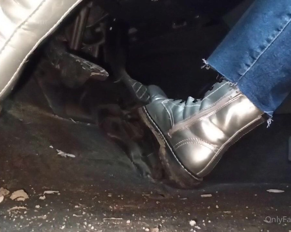 Masmr aka masmr OnlyFans - FINALLY! #7February  car drivingpedal pumping video winter shoes & jeans I dont really think