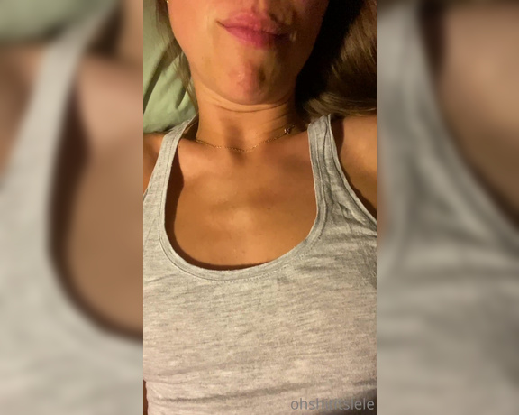 Lele O aka ohshititslele OnlyFans - English first Francais deuxime J’ai t malade tout va mieux), j’ai quitt mon amoureux et je n 1