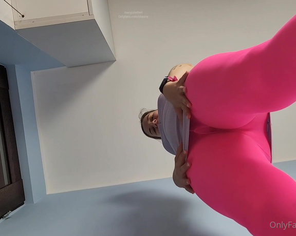 Masmr aka masmr OnlyFans - #8April  Barbie TRAMPLING you, wearing high heels, floor POV  and wild pink opaque tights )