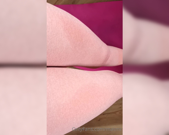 Masmr aka masmr OnlyFans - Before & after workout All we are booty lovers! clip 1) But whos the sweat lover clip 2) both 2