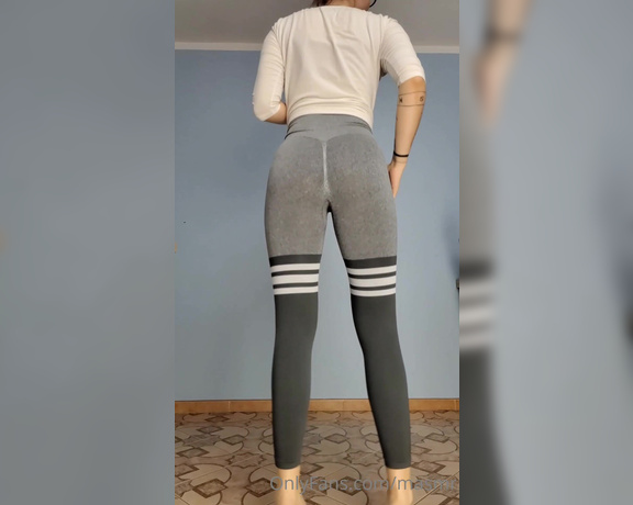 Masmr aka masmr OnlyFans - #10April  and here fun with slow motion option and booty in leggings Just some fun, nothing mor