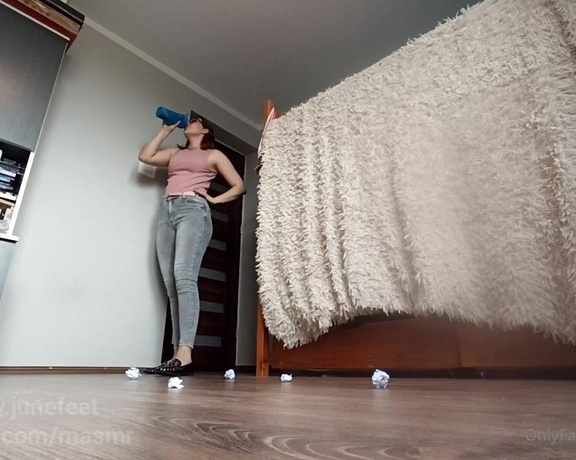 Masmr aka masmr OnlyFans - And video number #10 in April is girl walking around and accidentally stomping on some paper balls,