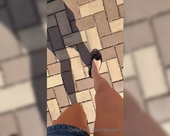 Mssjada aka mssjada OnlyFans - Soles and Dangle at the park 16 Pictures, A Sexy Dangle and Soles Video, 2nd Video of me walkin 13