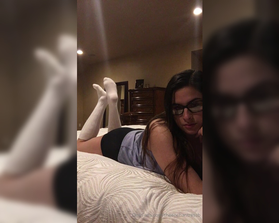 Theenchantressb aka theenchantressb OnlyFans - Knee highs for the win!!