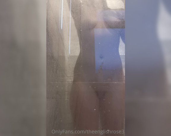 UKMistressRose aka theenglishrose3 OnlyFans - Dirty peeping step in the shower I think I knew he was recording 1