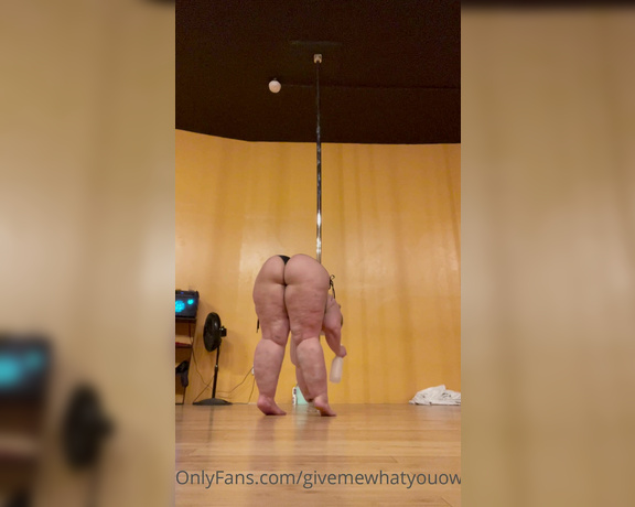 Goddess GMWYOM aka givemewhatyouoweme OnlyFans - I been pole training for the past 3 weeks and my body is full of bruises The bruises don’t let