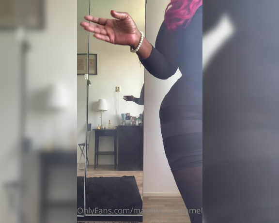 Madame Caramel aka madam___caramel OnlyFans - Dear darling i met a beautiful y@ung black man