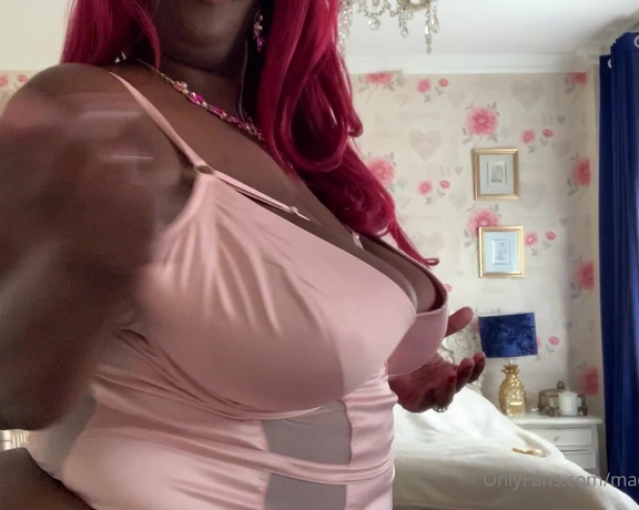 Madame Caramel aka madam___caramel OnlyFans - So easy to seduce you , you are a Ass boi