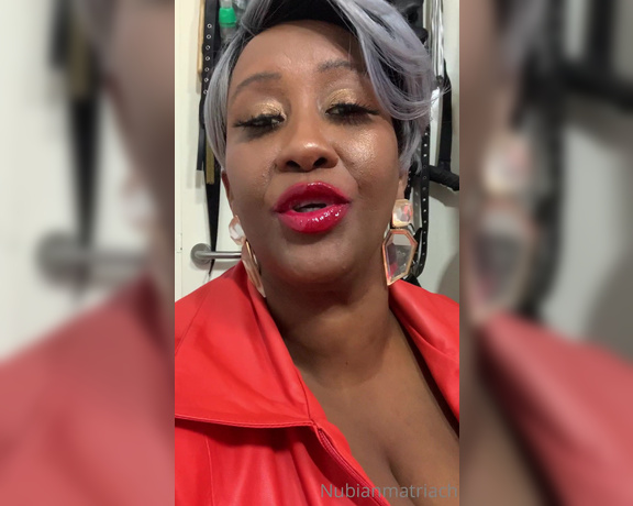 Madame Caramel aka madam___caramel OnlyFans - Suck again before i take you out