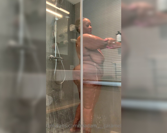 Madame Caramel aka madam___caramel OnlyFans - Shower time