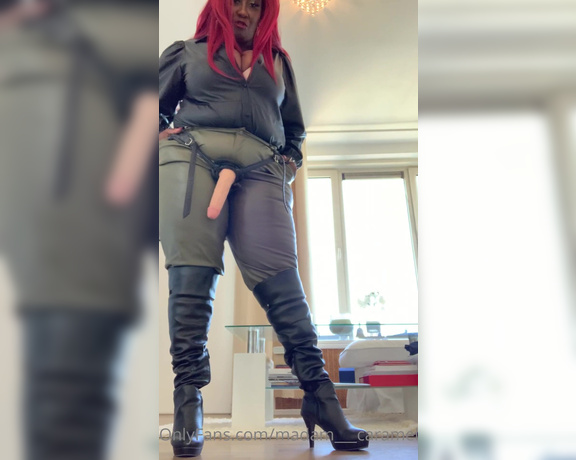 Madame Caramel aka madam___caramel OnlyFans - Bend over and open your mouth you slut Eat my cum