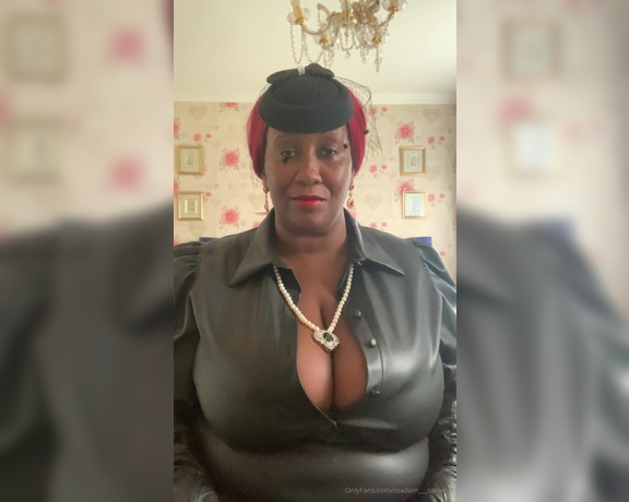 Madame Caramel aka madam___caramel OnlyFans - Let’s talk about T@ilet Training , listen to my story Whether you like or not listen to my opinion