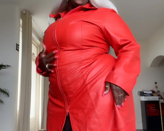 Madame Caramel aka madam___caramel OnlyFans - Poor you NOTv